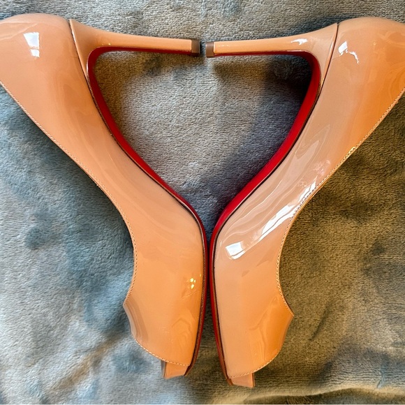 100% Authentic Christian Louboutin NO Matter 85 Peep Toe Pump Nude Patent - Picture 6 of 11